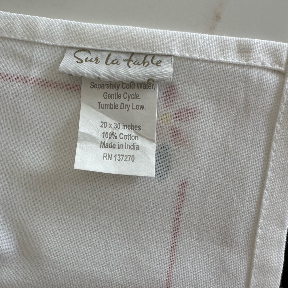 Sur La Table Kitchen Towel - Picture 5 of 5
